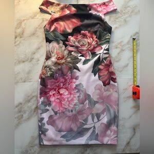 Ted Baker BodyCon posey floral dress